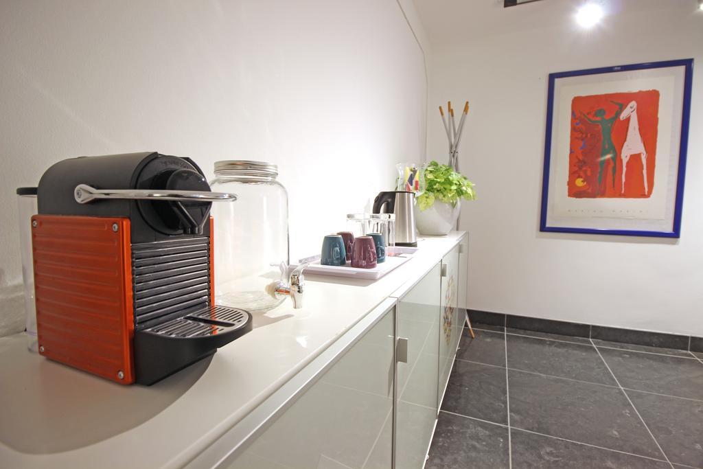 Ground Floor Canal Apartment Amsterdam Luaran gambar